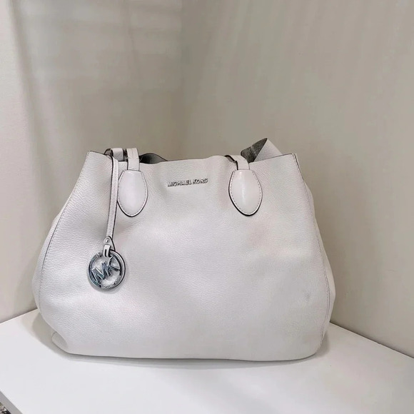 Michael Kors Tote White with Silver Metallic Reversible designer fashion chic - Picture 4 of 16